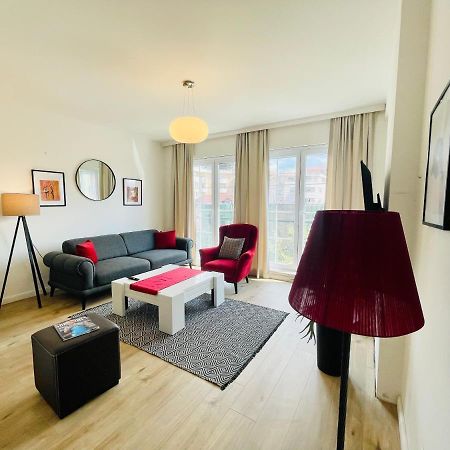 פרישטינה 4 Llullat - City Center Apartment מראה חיצוני תמונה